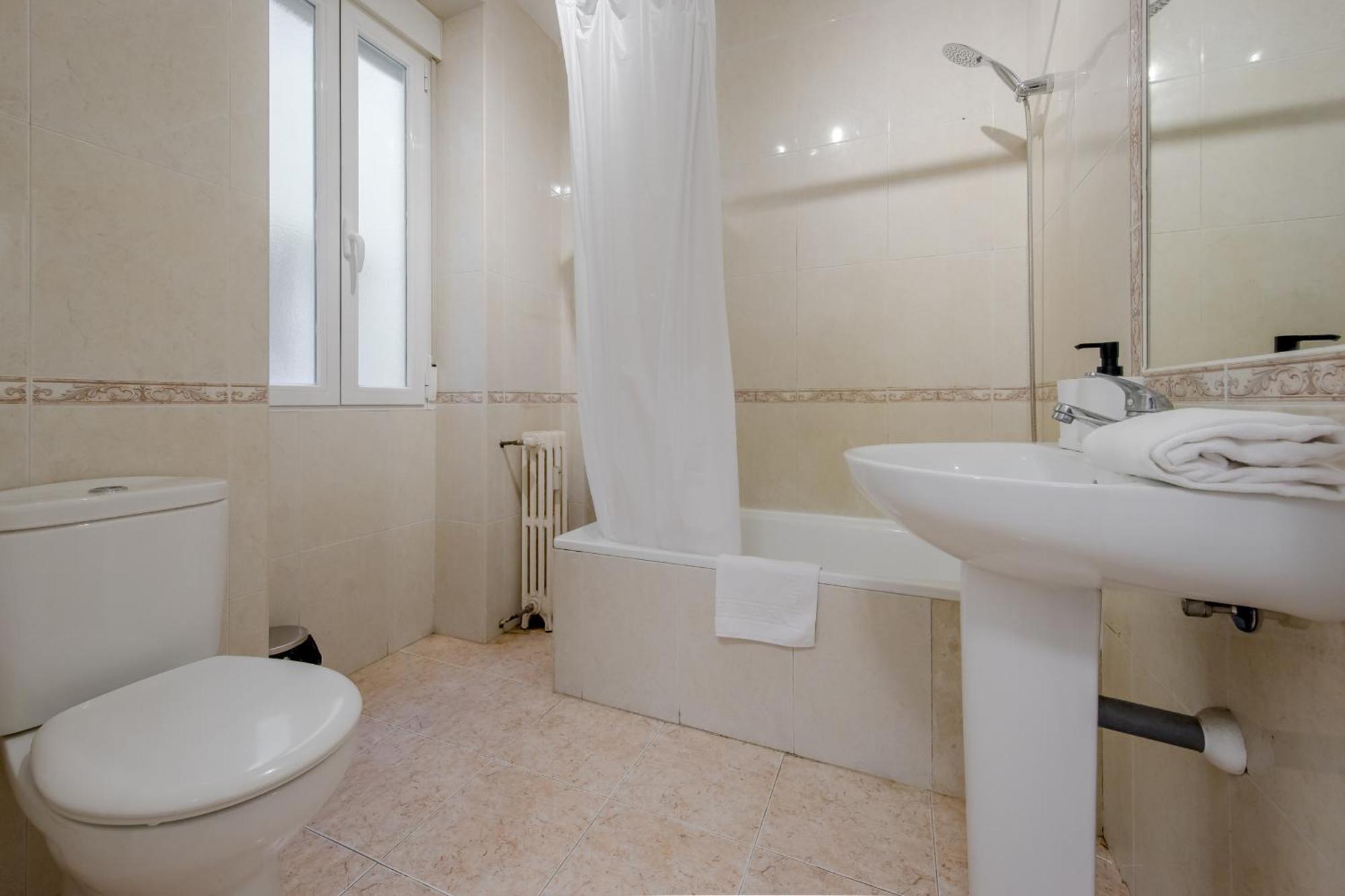 Classic Apt 7Pax En La Latina-Centro De Мадрид Екстериор снимка