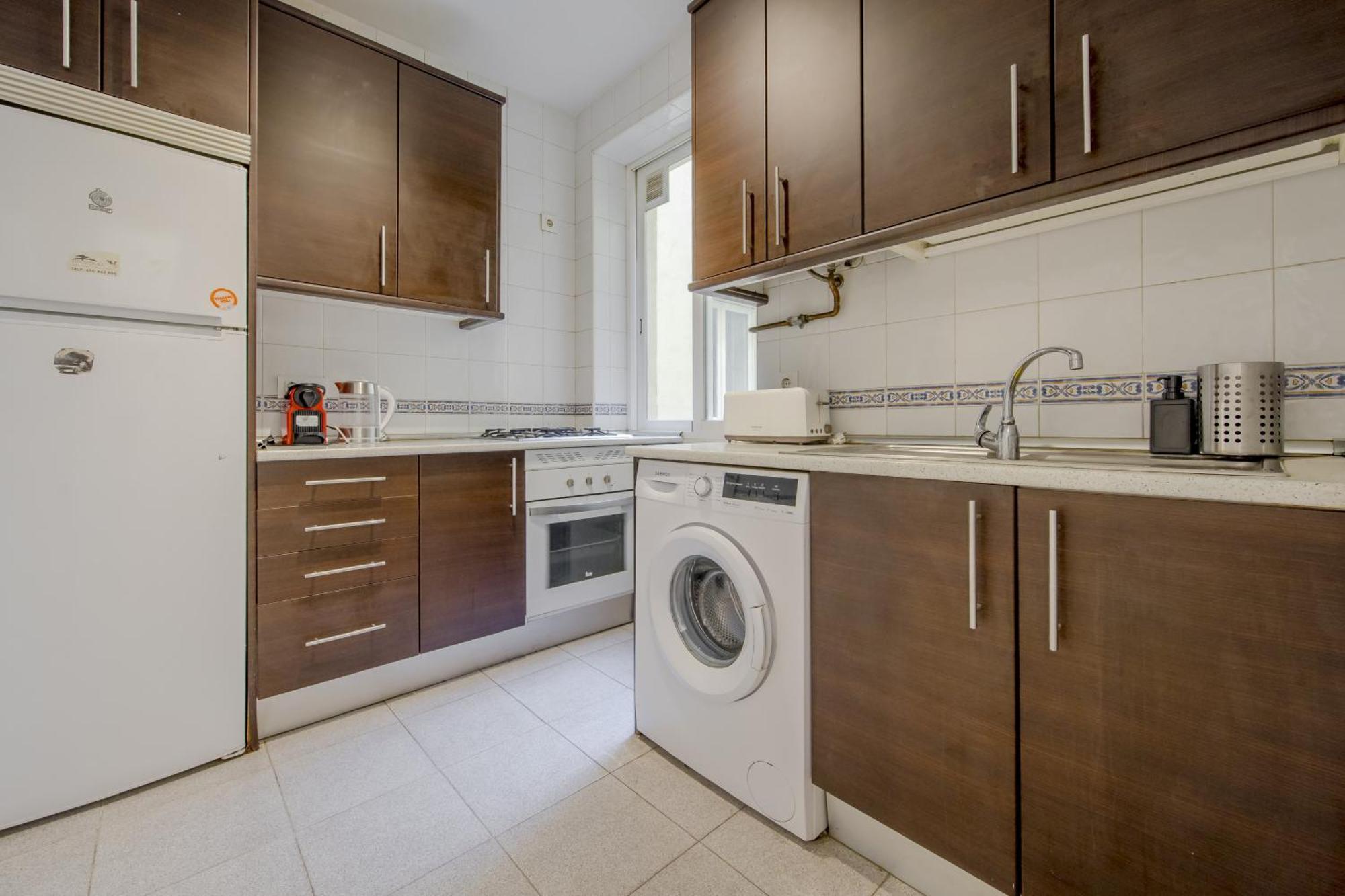 Classic Apt 7Pax En La Latina-Centro De Мадрид Екстериор снимка